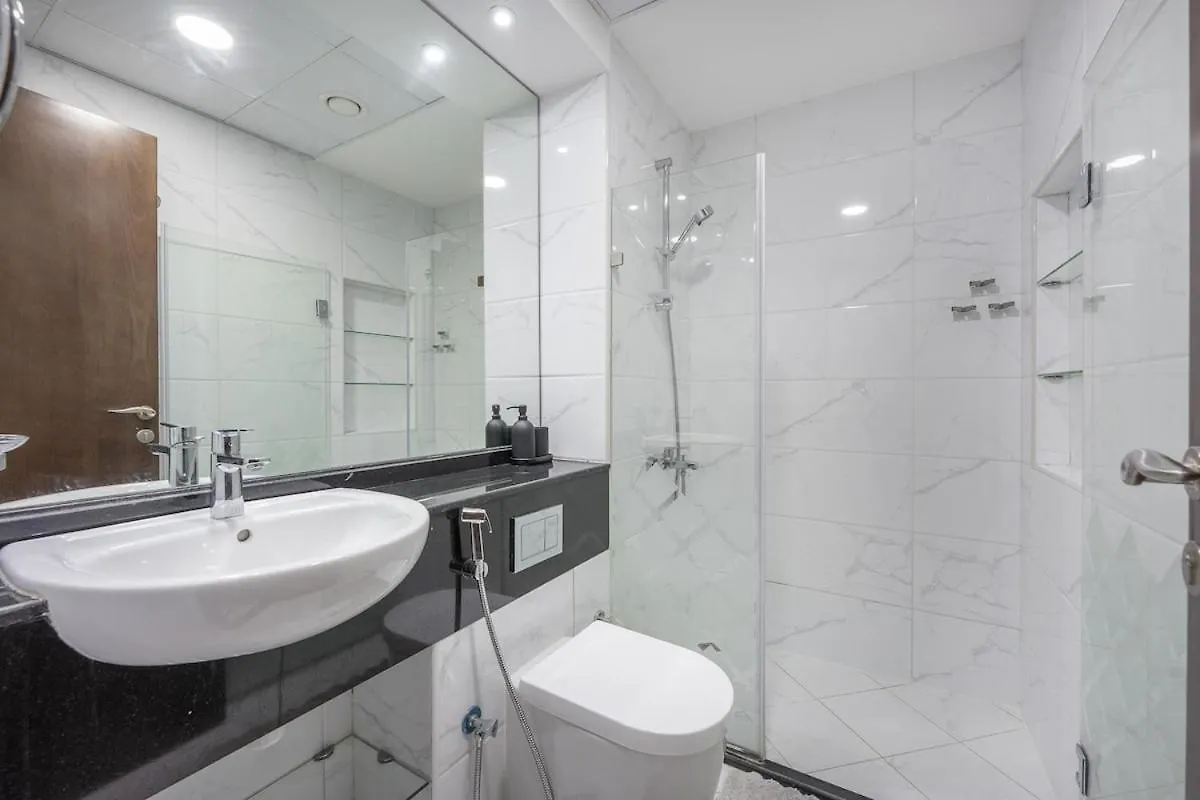 Apartment Elegant 2-Bedroom With Modern Kitchenette In Jvc Dubai