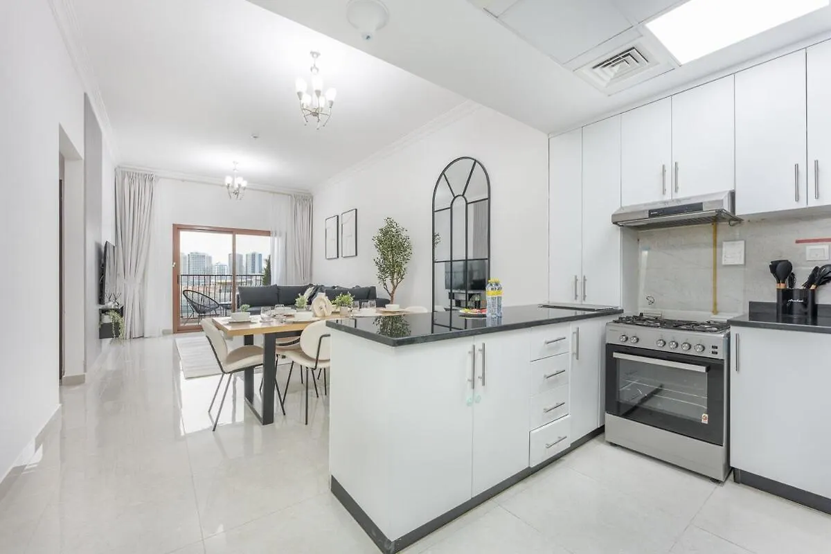 Elegant 2-Bedroom With Modern Kitchenette In Jvc Dubai